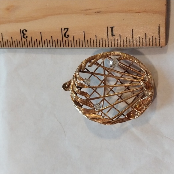 Antique 14k yellow gold Pendant/pin 3 large diamonds.Jewelry will NOT  be bundle - Picture 2 of 5